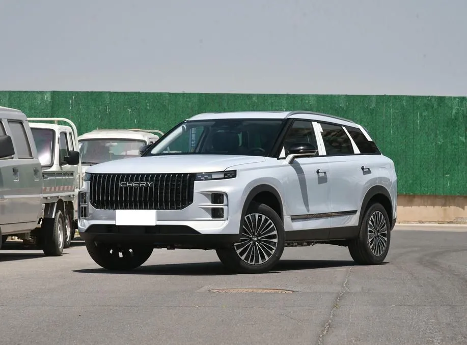 Chery Chery Jaecoo J7 — Blanc / Gris