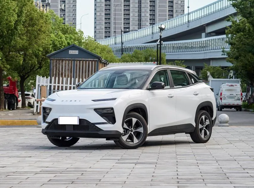 Chery New Energy eQ7 2024 512km Fun Travel Edition — photo 1