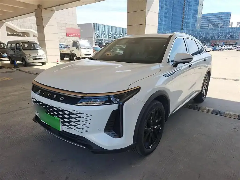EXEED Stellar Stellar 2023 400T 2WD Luxury Edition — photo 1