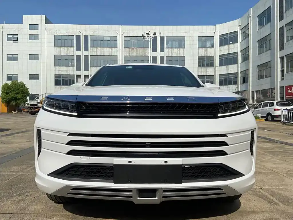 EXEED EXEED Zhuifeng EXEED Zhuifeng 2021 Versailles Edition 1.6T DCT Star Edition — photo 1