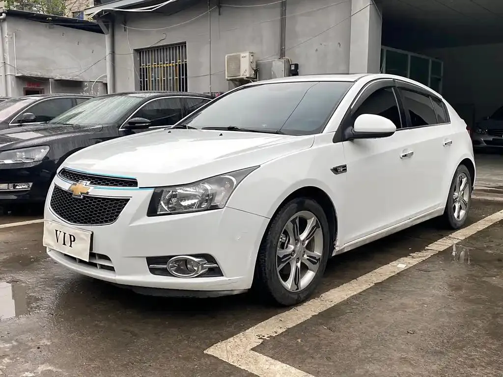 Chevrolet Cruze Cruze 2013 Hatchback 1.6T Automatic Flagship Model — photo 1