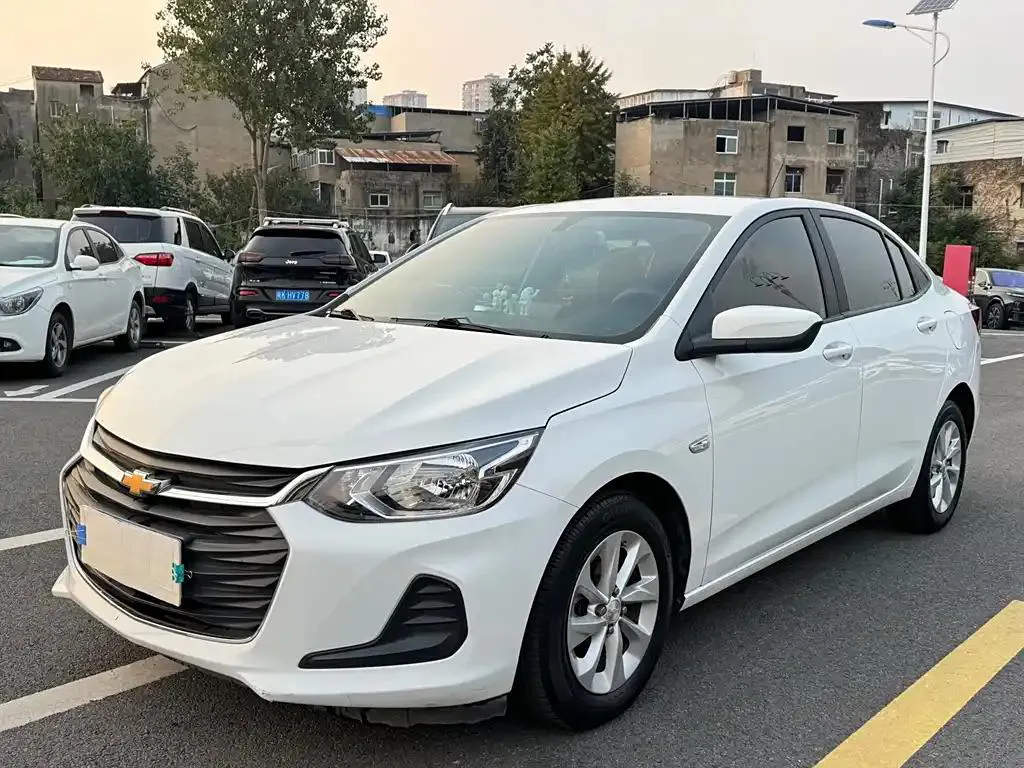 Chevrolet Cavalier Cavalier 2021 325T Automatic Joy Edition — photo 1