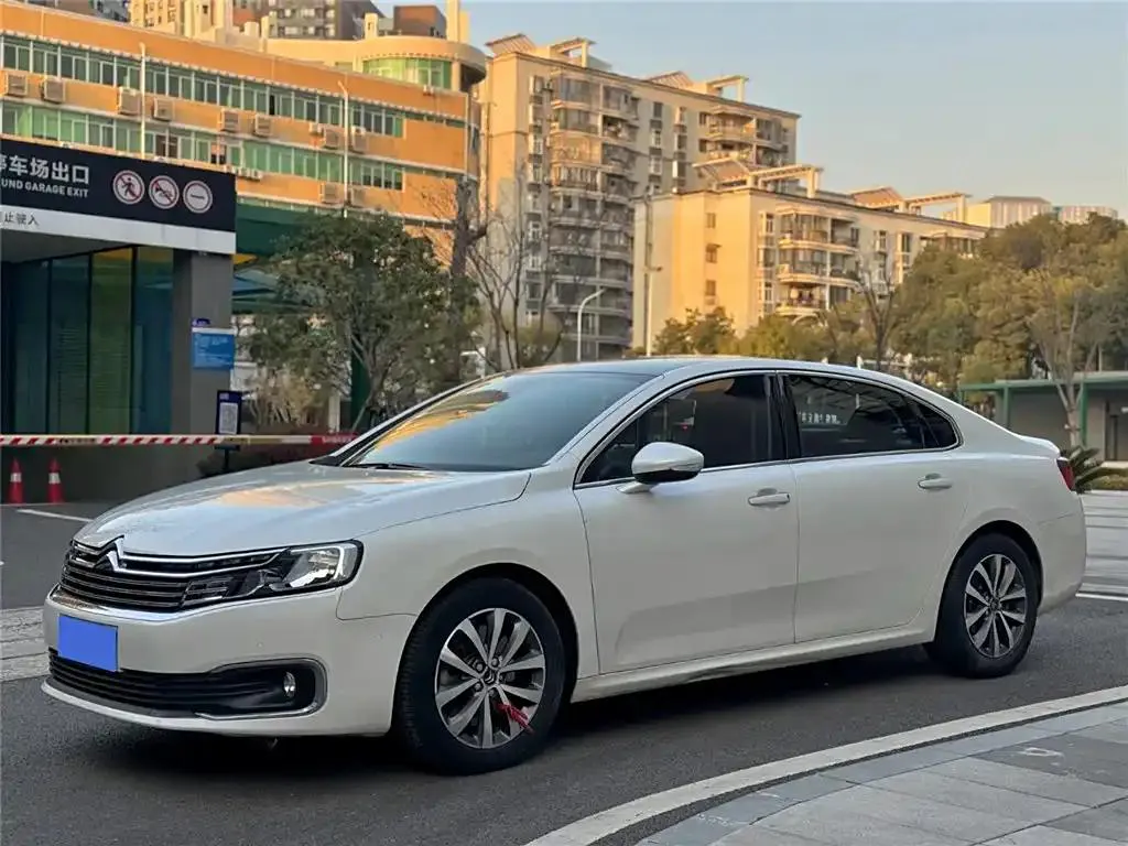 Citroen Citroen C6 — White