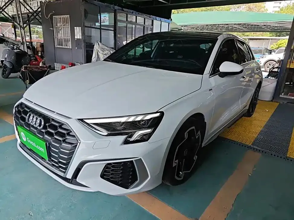 Audi A3 A3 2024 Sportback 35 TFSI Luxury Sports Edition — photo 1