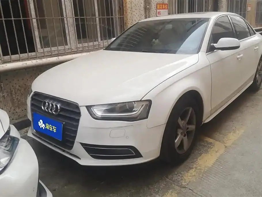 Audi A4L A4L 2015 35 TFSI Millionth Anniversary Smart Edition — photo 1