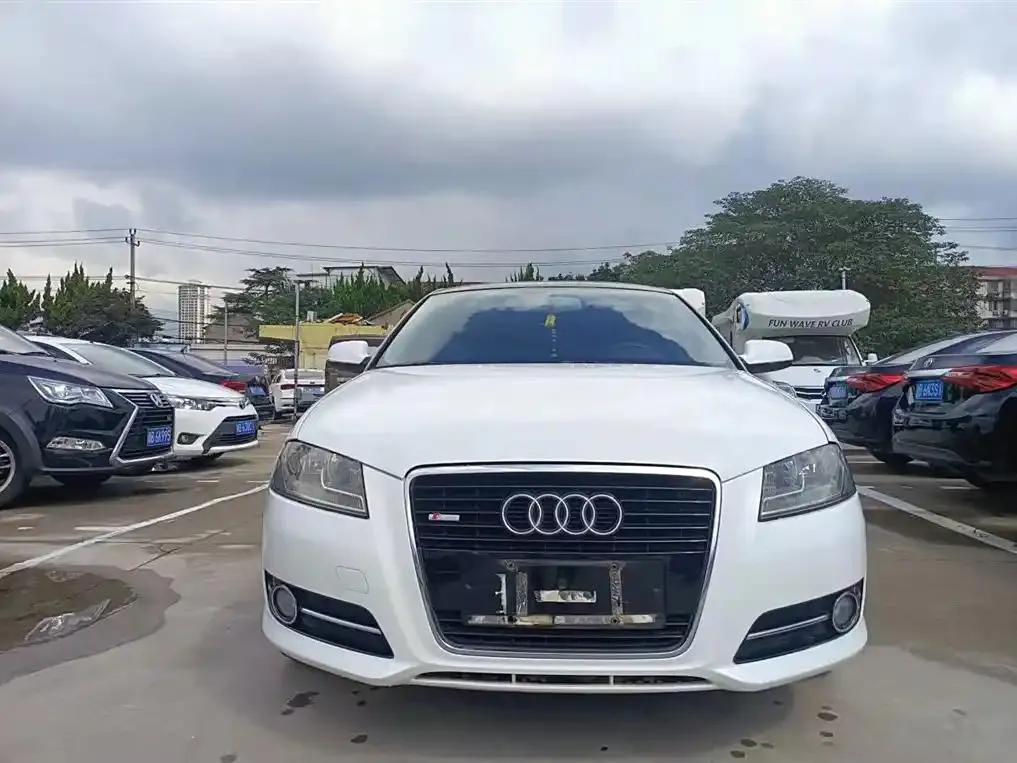 Audi A3 (imported) A3 (imported) 2010 Sportback 1.4T Comfort Edition — View photo 2