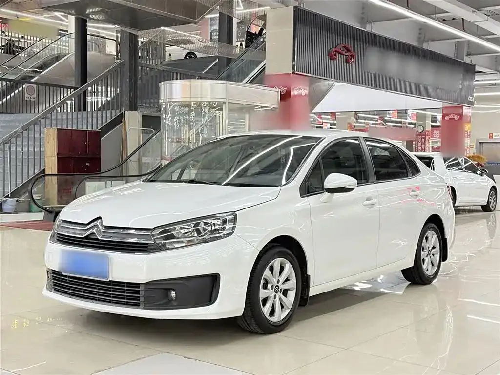 Citroen C4 Quatre C4 Quatre 2018 1.6L Manual Comfort Edition — photo 1