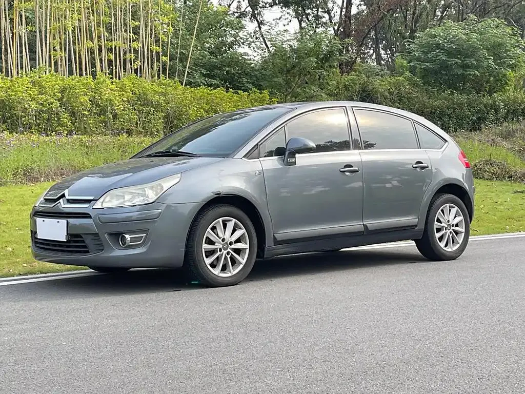 Citroen C-Quatre C-Quatre 2008 Hatchback 2.0L Automatic Luxury — photo 1