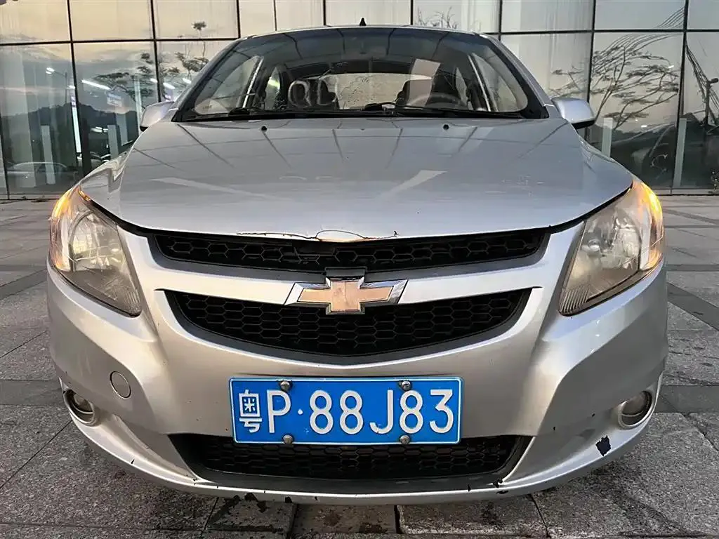 Chevrolet Sail Sail 2011 Sedan 1.4L AMT Happy Edition — photo 1