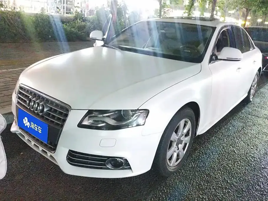 Audi A4L A4L 2010 2 TFSI Sports — photo 1