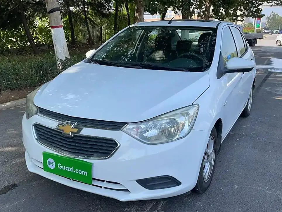 Chevrolet Sail Sail 2015 Sail 3 1.5L Manual Ideal Sunroof Edition — photo 1