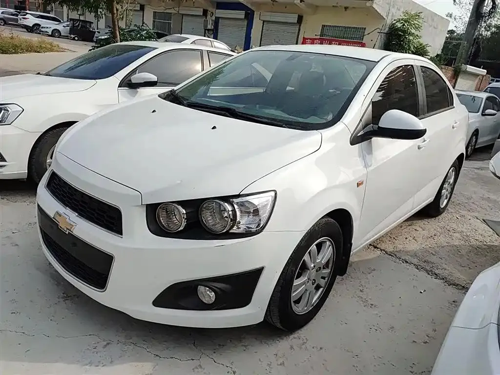 Chevrolet Aveo Aveo 2011 Sedan 1.4L MT SE — photo 1