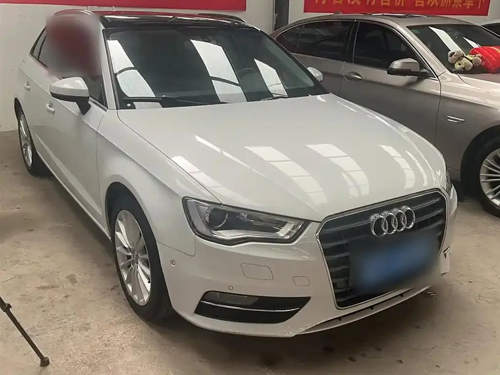 Audi A3 A3 2016 Sportback 40 TFSI Luxury — Voir la photo 4