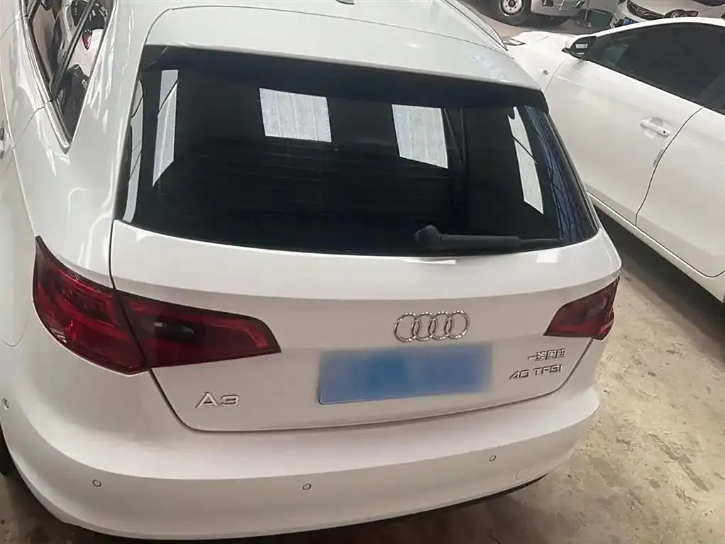 Audi A3 A3 2016 Sportback 40 TFSI Luxury — Voir la photo 6