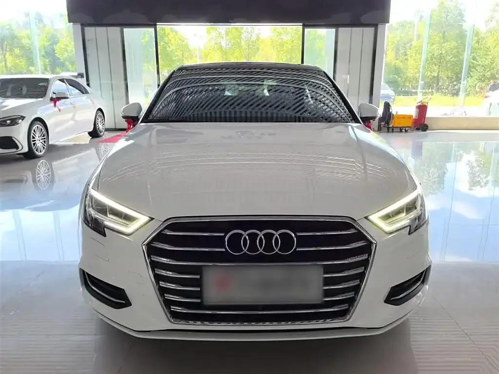 Audi A3 A3 2019 Limousine 40 TFSI Fashion Edition National V — View photo 3