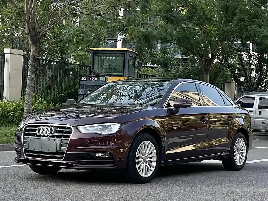 Audi A3 A3 2015 Limousine 35 TFSI Millionth Anniversary Edition — photo 1