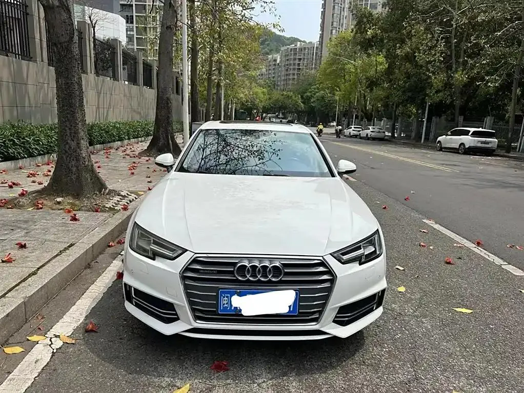 Audi A4L A4L 2018 30th Anniversary Model 45 TFSI quattro Sports — Ver foto 2