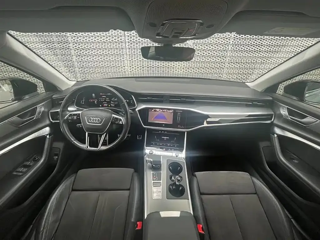 Audi A6 A6 2021 allroad quattro Explorer 55 TFSI Quest Edition — عرض الصورة 5