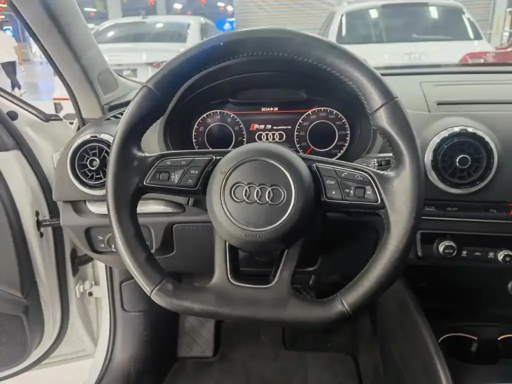 Audi A3 A3 2017 Sportback 40 TFSI Fashion Edition — Ver foto 3