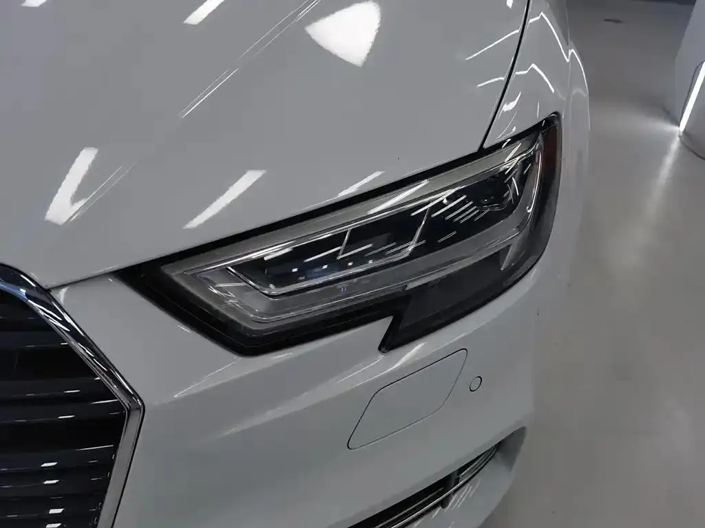 Audi A3 A3 2017 Sportback 40 TFSI Fashion Edition — Ver foto 5