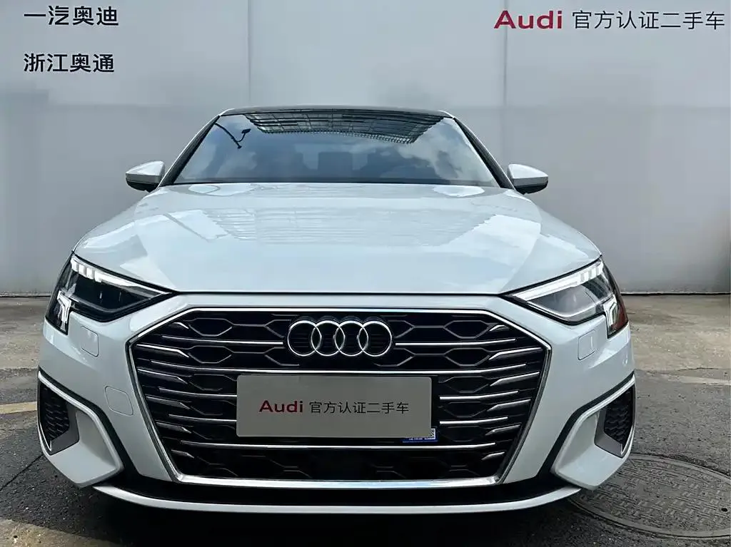 Audi A3 A3 2022 A3L Limousine 35 TFSI Luxury Elegance — photo 1