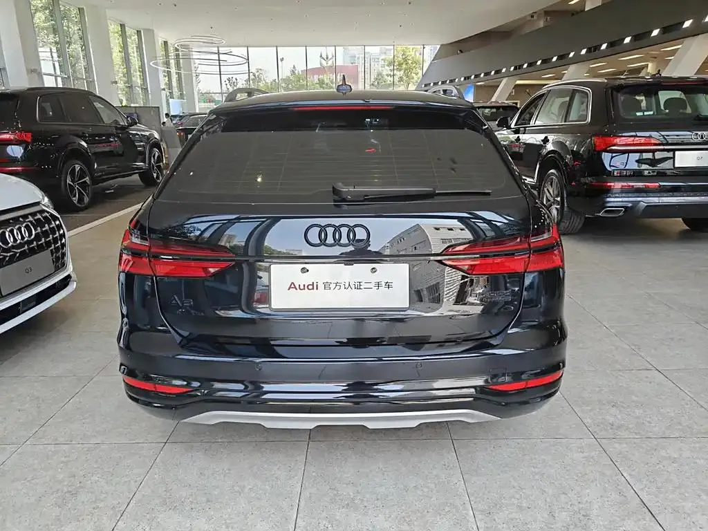 Audi A6 A6 2023 allroad quattro 55 TFSI Premium Off-Road Edition — View photo 2