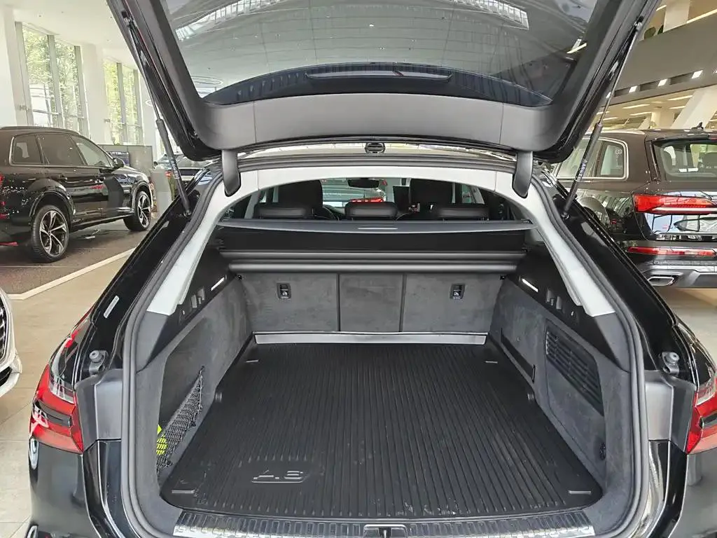 Audi A6 A6 2023 allroad quattro 55 TFSI Premium Off-Road Edition — View photo 3