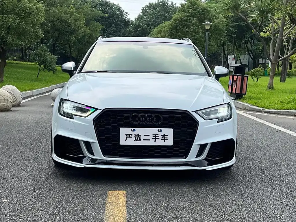 Audi A3 A3 2019 Sportback 40 TFSI Sports National V — Voir la photo 2
