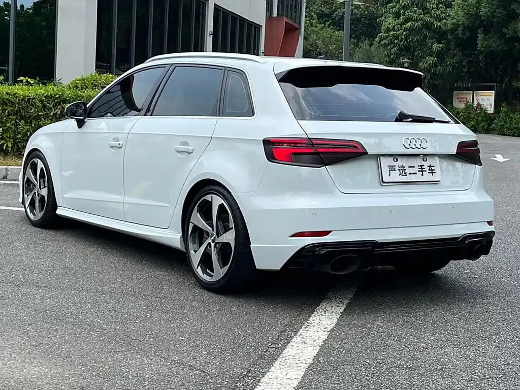 Audi A3 A3 2019 Sportback 40 TFSI Sports National V — Voir la photo 3