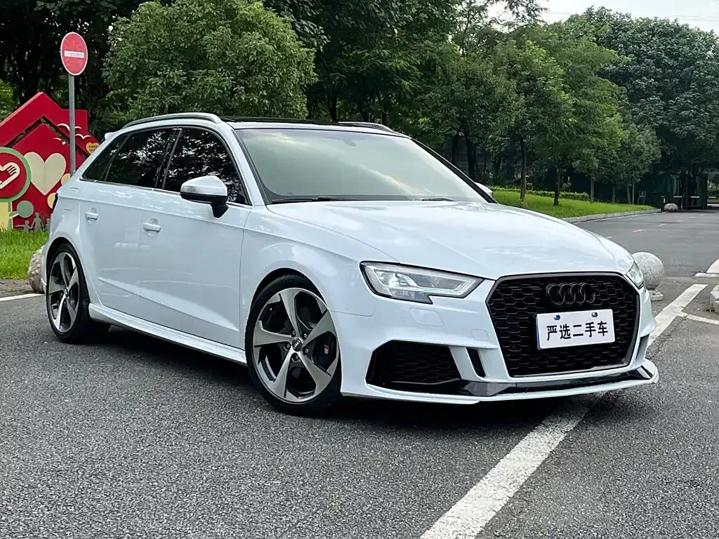 Audi A3 A3 2019 Sportback 40 TFSI Sports National V — Voir la photo 4