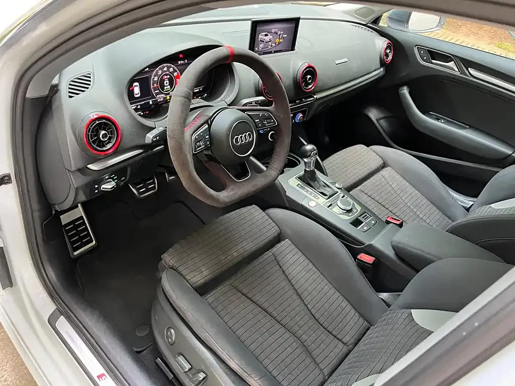 Audi A3 A3 2019 Sportback 40 TFSI Sports National V — Voir la photo 5