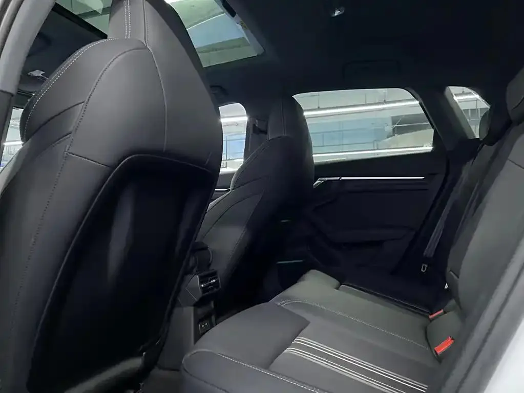 Audi A3 A3 2024 Sportback 35 TFSI Stylish and Elegant — Ver foto 6