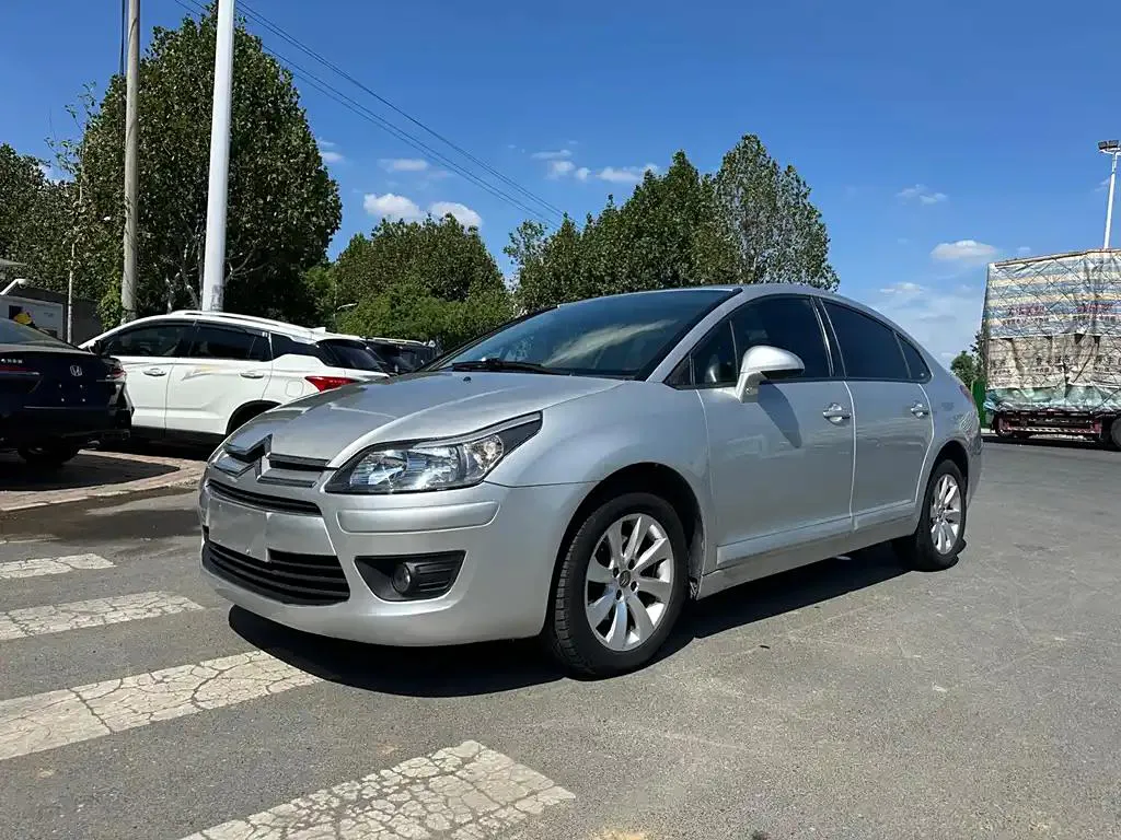 Citroen C-Quatre C-Quatre 2011 Sedan 1.6L Automatic Fashion Edition — photo 1