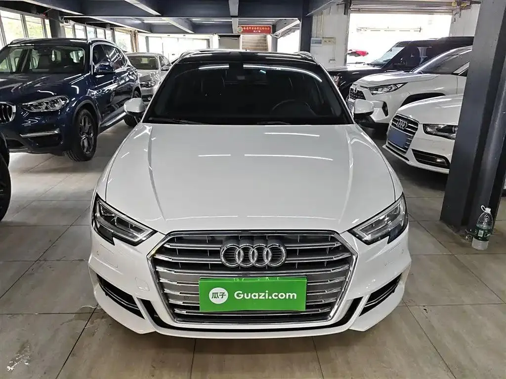 Audi A3 A3 2020 Sportback 35 TFSI Sports National V — Voir la photo 4