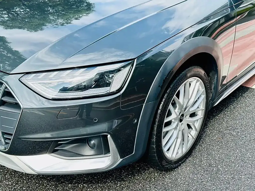 Audi A4 (imported) A4 (imported) 2021 allroad quattro Explorer Edition — Смотреть фото 6