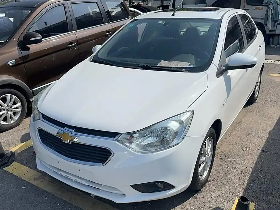 Chevrolet Sail Sail 2015 Sail 3 1.5L AMT Happy Sunroof Edition — photo 1
