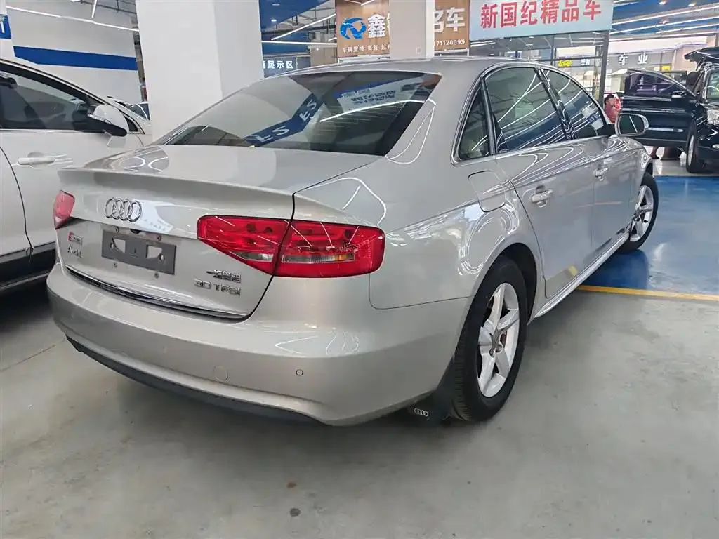 Audi A4L A4L 2016 30 TFSI Automatic Comfort — View photo 4