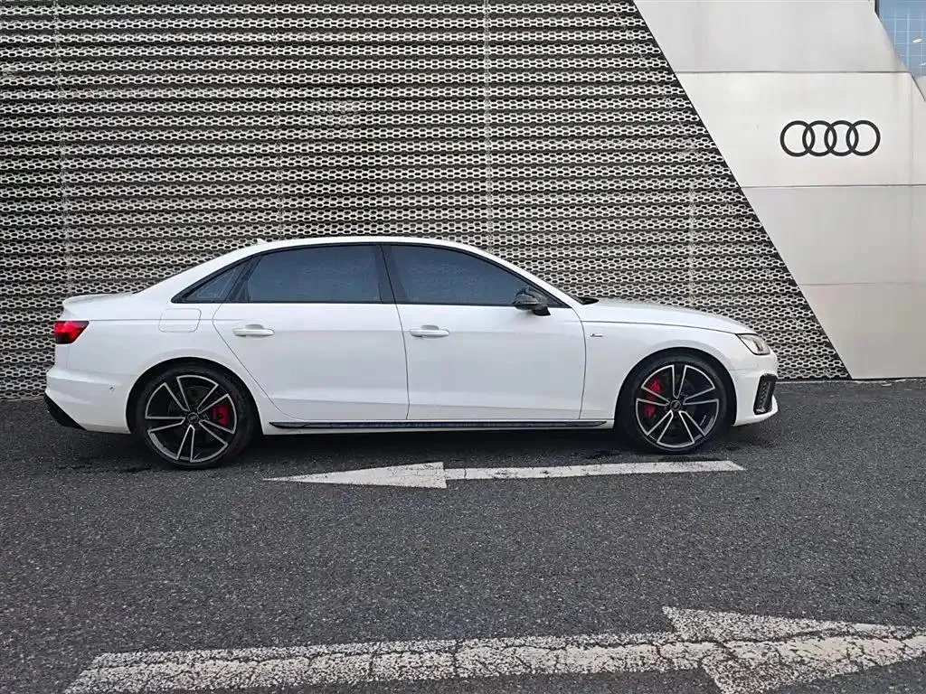 Audi A4L A4L 2023 45 TFSI quattro Selected Dynamic Edition — Ver foto 4