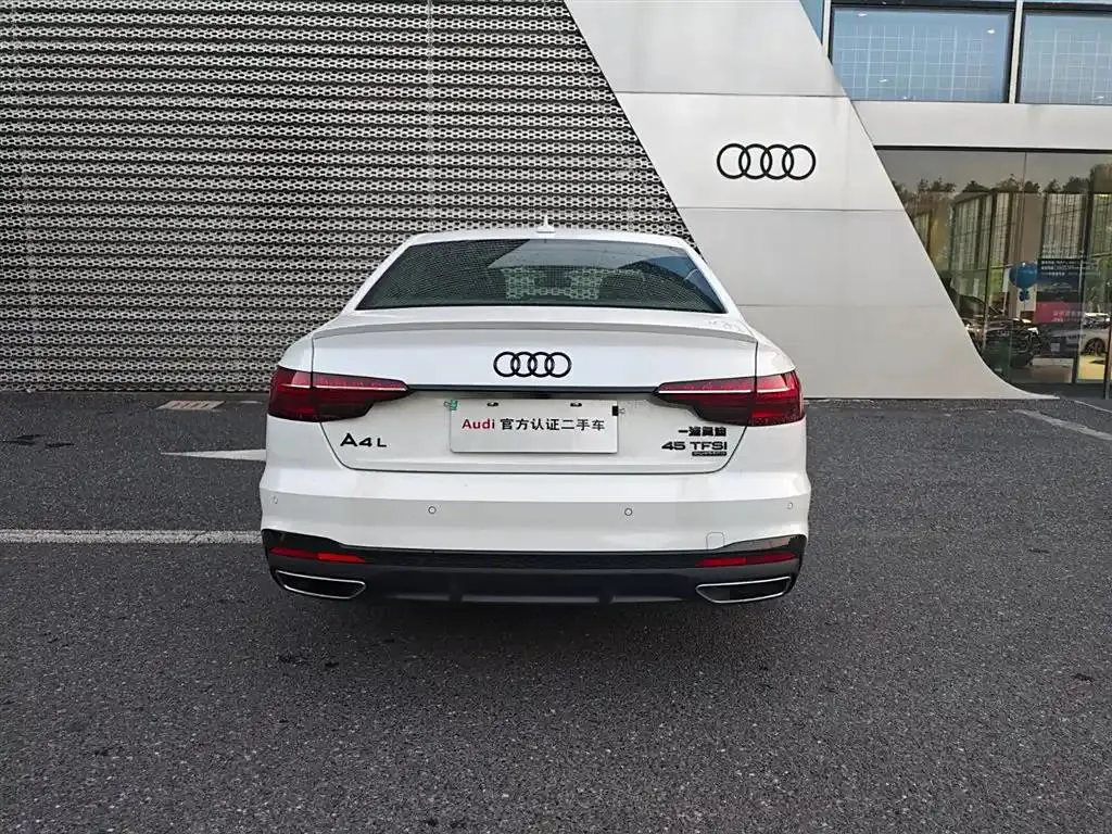 Audi A4L A4L 2023 45 TFSI quattro Selected Dynamic Edition — Ver foto 6