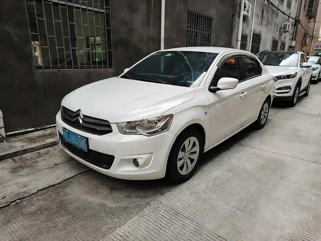 Citroen Elysee Elysee 2016 1.6L Manual Fashion Edition — photo 1