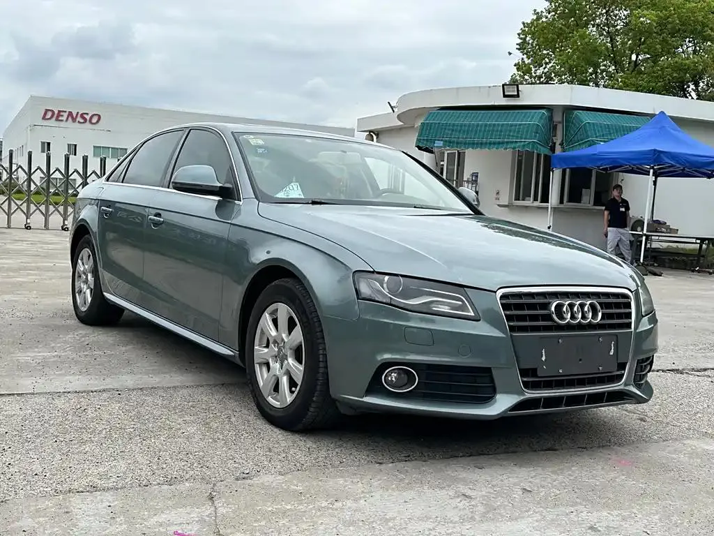 Audi A4L A4L 2010 2 TFSI Standard — View photo 4