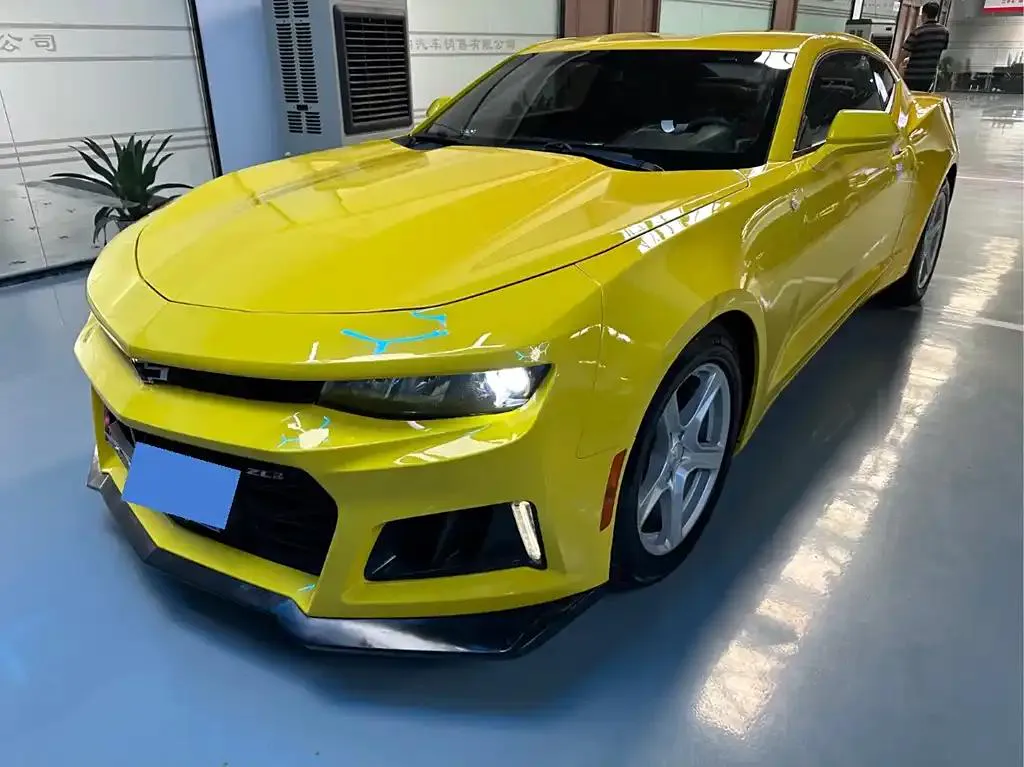Chevrolet Chevrolet Camaro — Yellow