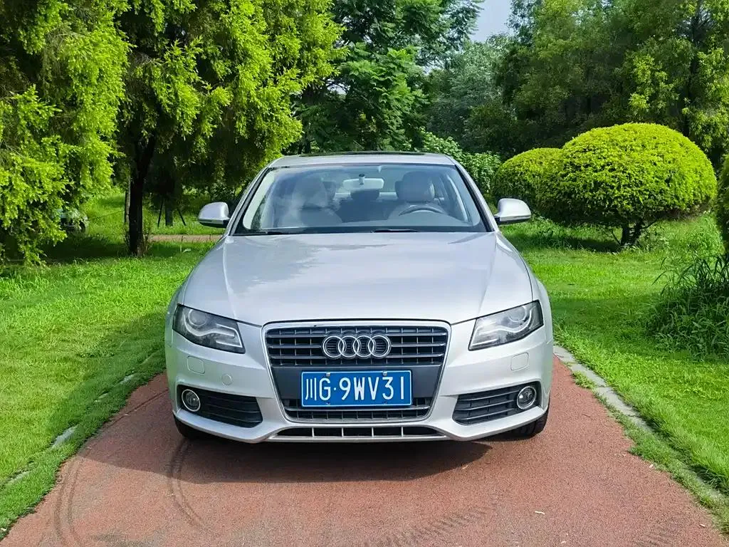 Audi A4L A4L 2010 2 TFSI Technology Edition — Смотреть фото 2