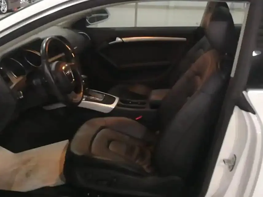 Audi A5 (imported) A5 (imported) 2009 2.0TFSI coupe — عرض الصورة 5