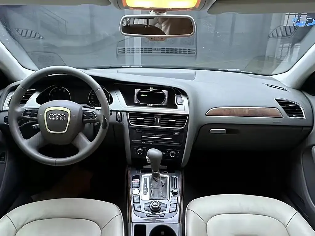 Audi A4L A4L 2011 2 TFSI Luxury — Смотреть фото 4