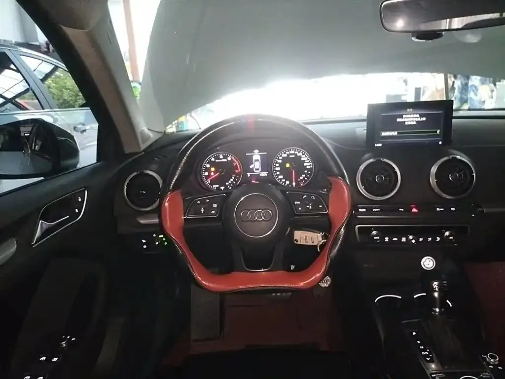 Audi A3 A3 2019 Limousine 35 TFSI Sports National V — Смотреть фото 3