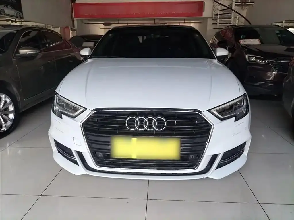 Audi A3 A3 2019 Limousine 35 TFSI Sports National V — Смотреть фото 4