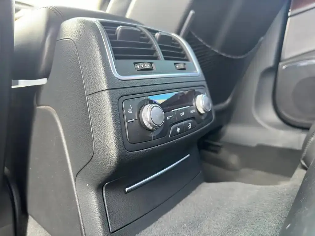 Audi A6 A6 2013 40 hybrid — عرض الصورة 3