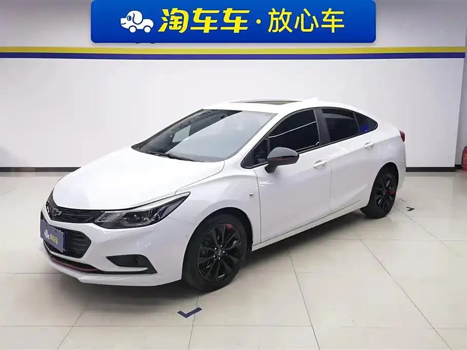 Chevrolet Cruze Cruze 2018 Redline 330T Dual Clutch Frontier Edition — photo 1