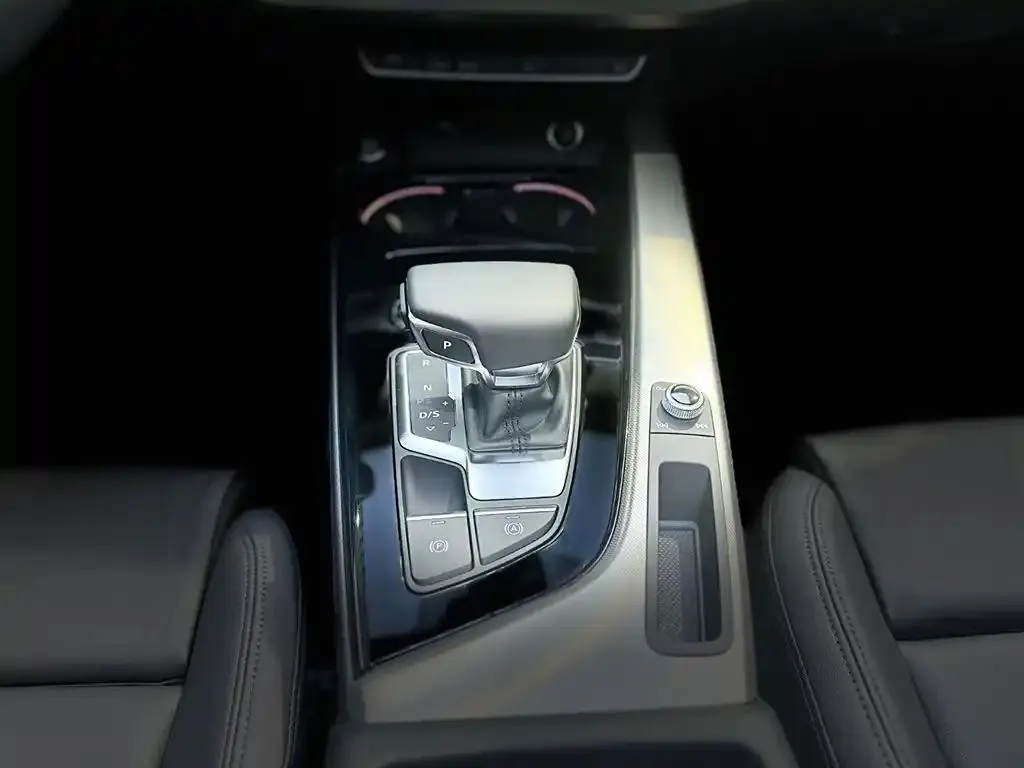 Audi A5 (imported) A5 (imported) 2024 Sportback 40 TFSI Stylish and dynamic version — Ver foto 3